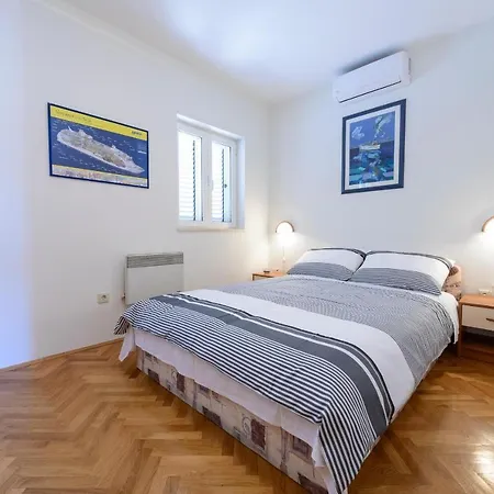 Tija - Two Bedroom With Balcony And Partial Sea View