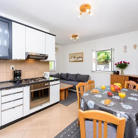 Lägenhet Tija - Two Bedroom With Balcony And Partial Sea View Dubrovnik