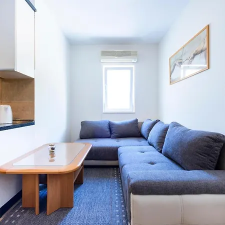 Tija - Two Bedroom With Balcony And Partial Sea View *